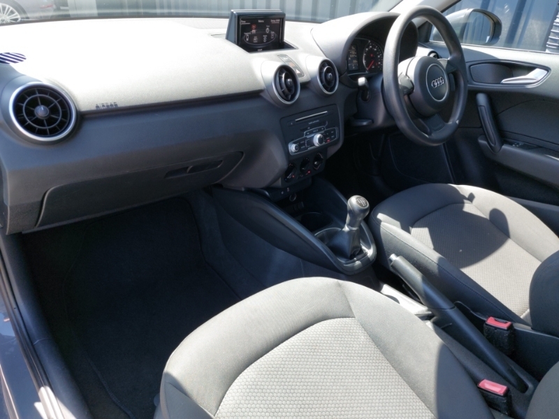 Audi A1 1.0 Tfsi Se MT65EYW Grey #5
