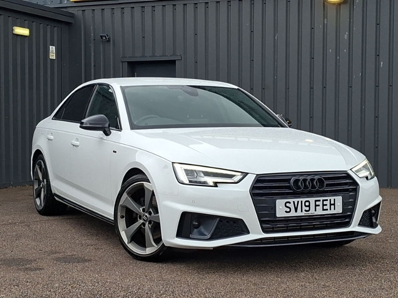 Audi A4 35 Tfsi Black Edition White