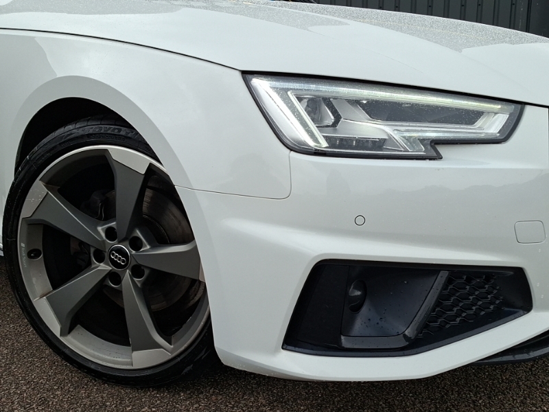 Audi A4 A4 Sport 35 Tfsi Black #20