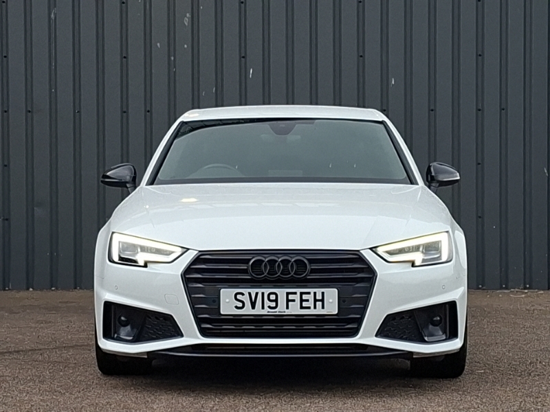 Audi A4 A4 Sport 35 Tfsi Black #14