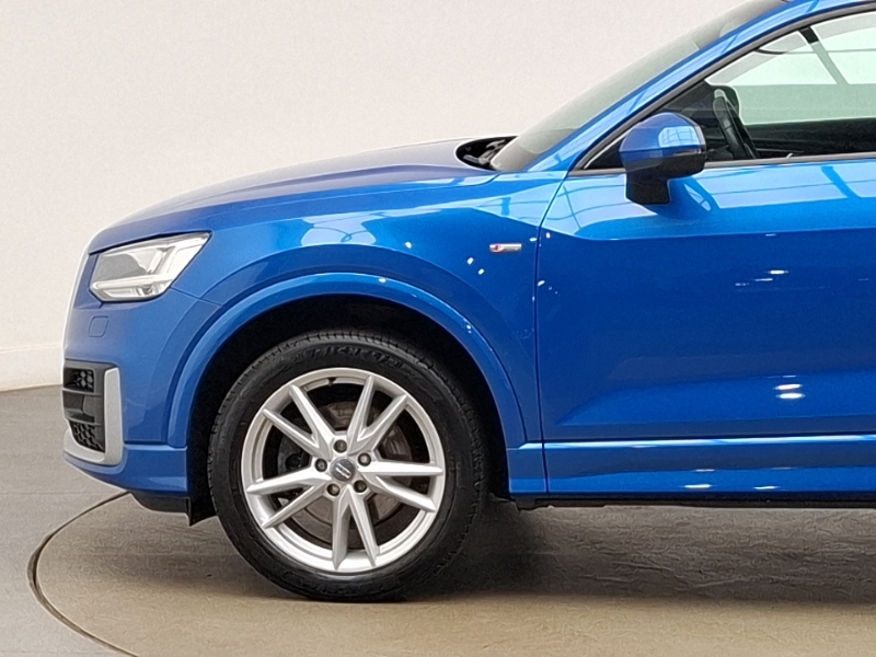 Audi Q2 Sport Tfsi Black #19
