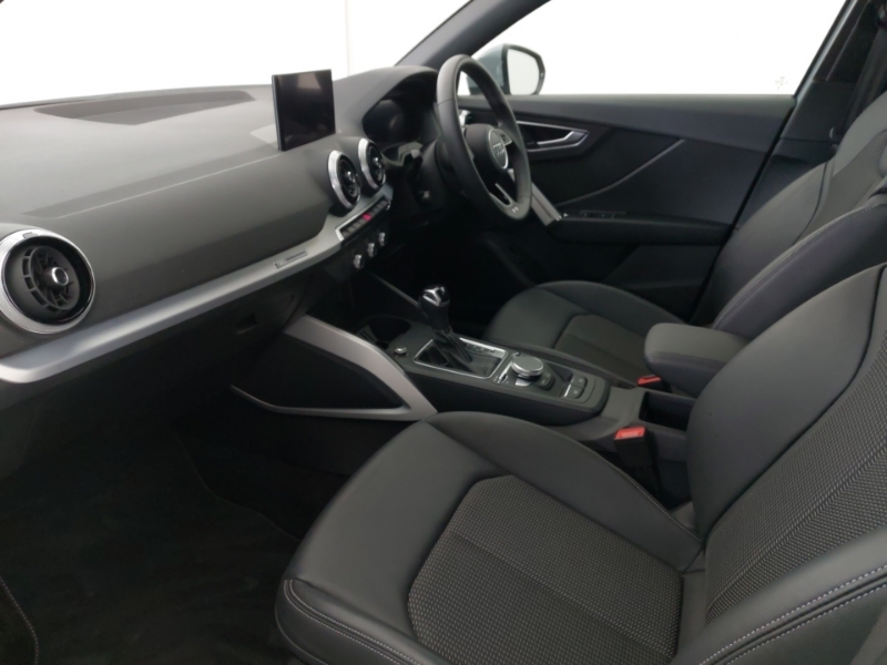Audi Q2 35 Tfsi S Line S Tronic Grey #5