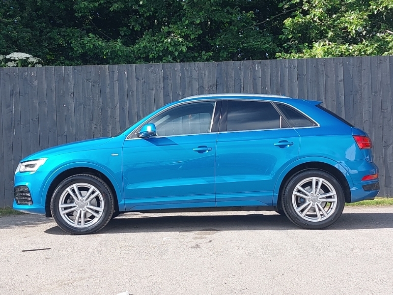 Audi Q3 2.0 Tdi S Line Navigation SR66KNN Blue #4