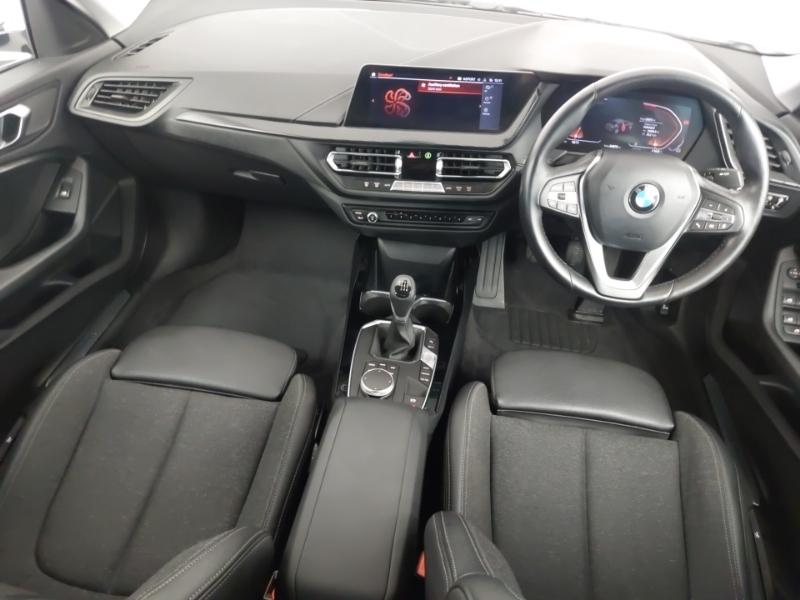 BMW 2 Series 218I 136 Sport Live Cockpit Professional White #4