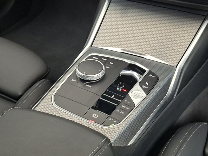 BMW 3 Series M340d Xdrive Mht Step Blue #10