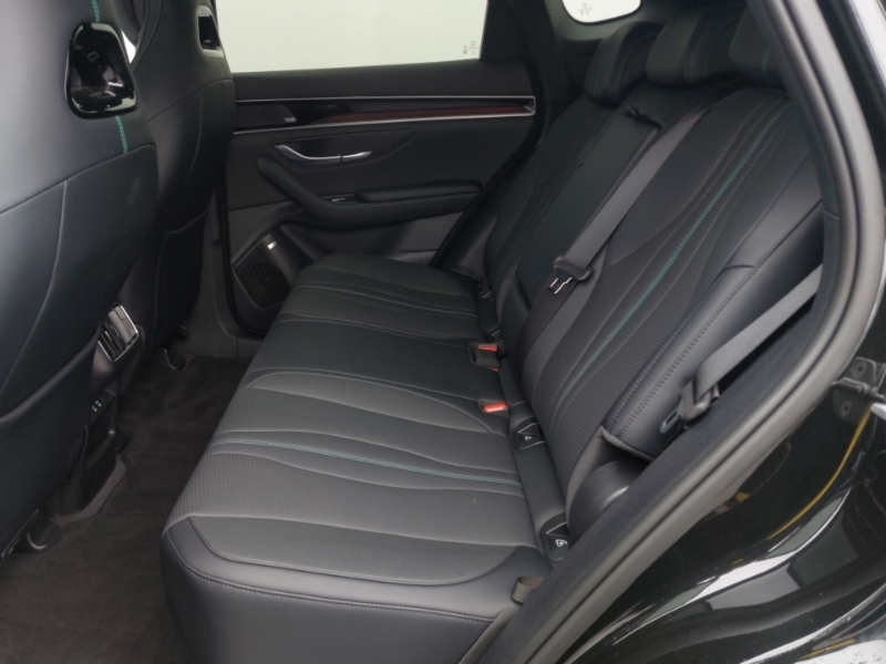 Byd Seal U Estate Black #6