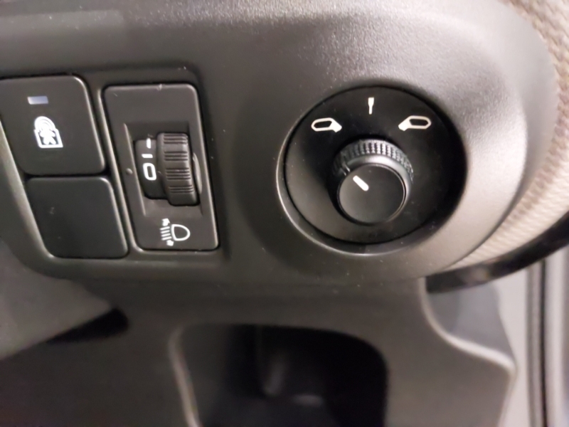 Citroen C4 Cactus Puretech Flair Ss Black #17