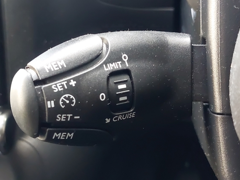 Citroen C3 C3 Shine Puretech Ss White #15