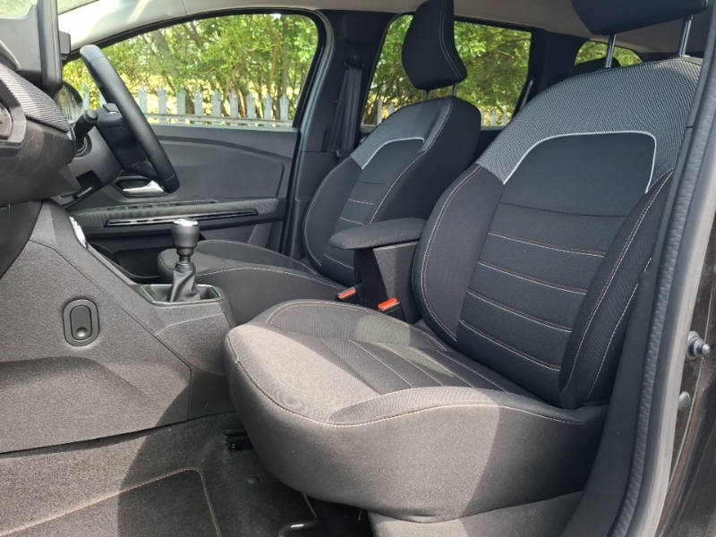 Dacia Jogger 1.0 Tce Extreme Se Black #5