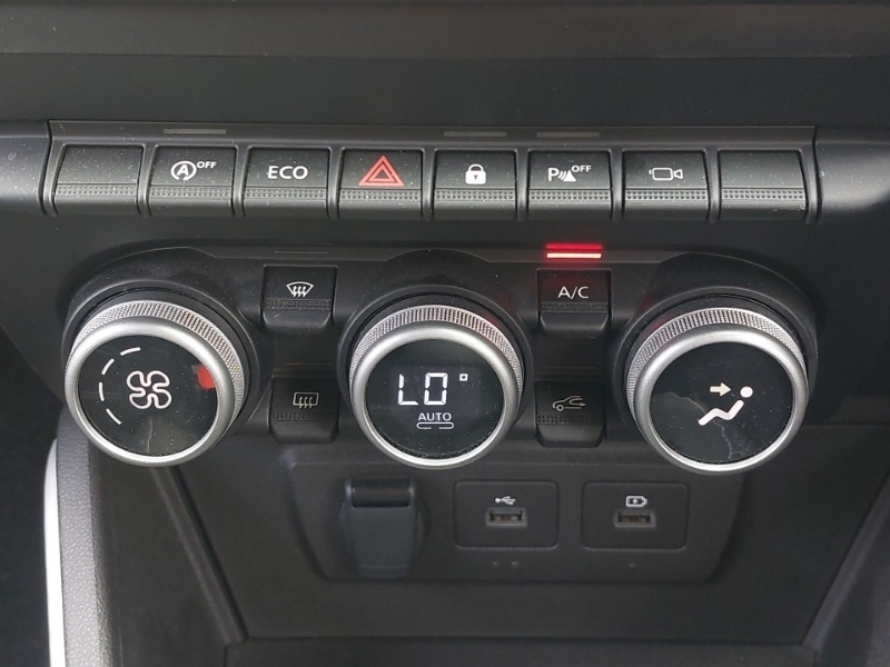 Dacia Duster 1.0 Journey Tce 4X2 91 Black #16