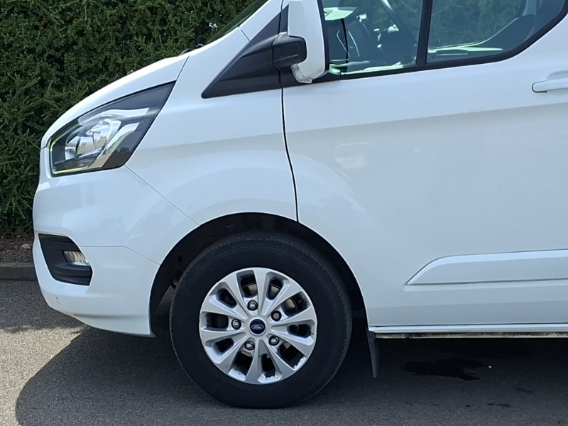 Ford Transit Custom 2.0 Ecoblue 105Ps Low Roof Leader Van White #18