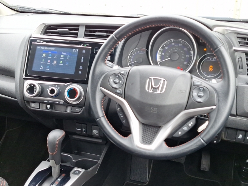 Honda Jazz 1.3 I-vtec Ex White #8