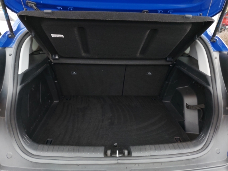 Hyundai Bayon Premium Green #8