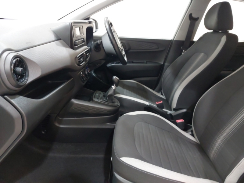 Hyundai I10 1.0 Mpi Se White #5