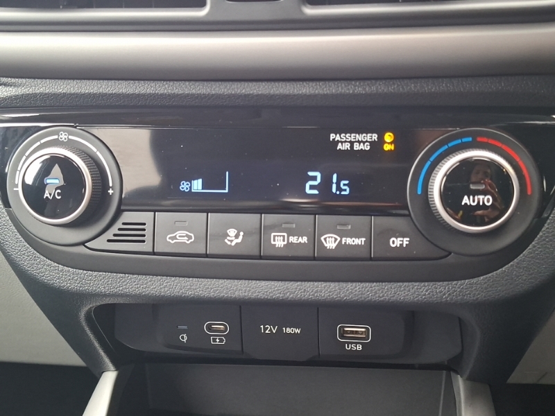Hyundai I10 Advance White #15