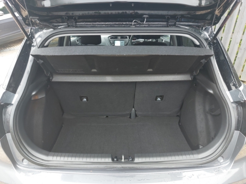 Hyundai I20 1.2 Mpi Se Red #18