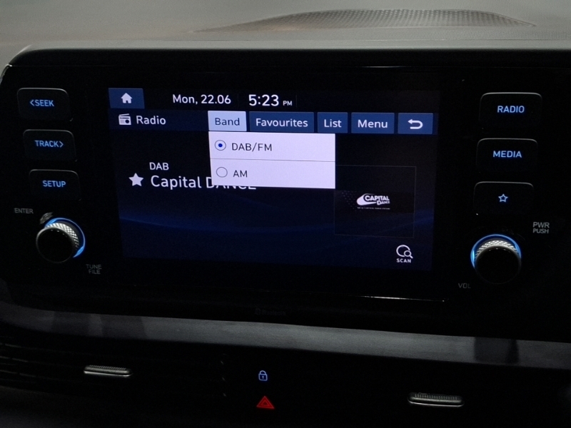 Hyundai I20 Se Connect White #11