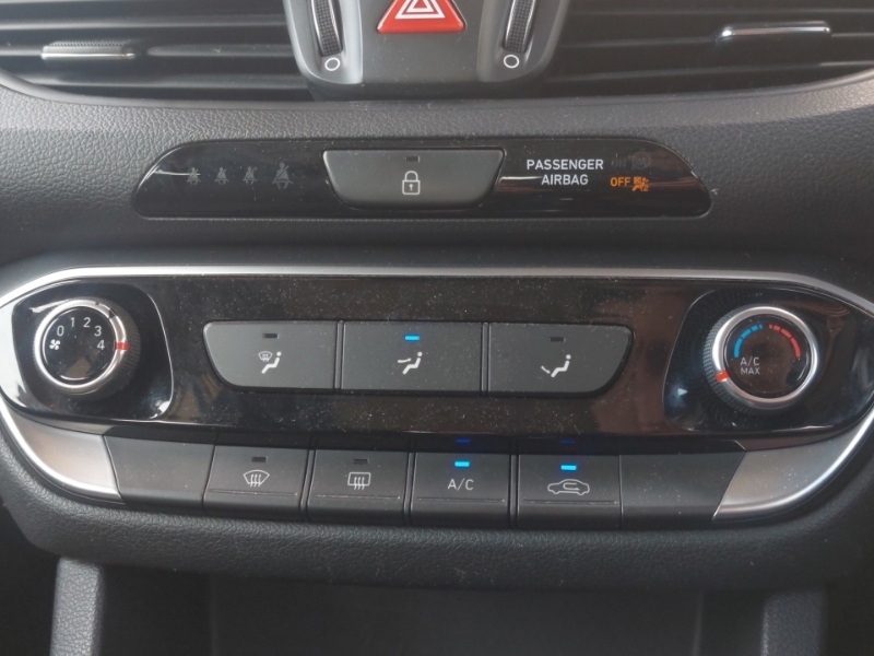 Hyundai I30 Se Nav Blue #9