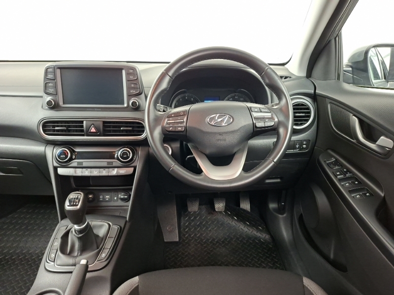 Hyundai Kona Hatchback Red #8