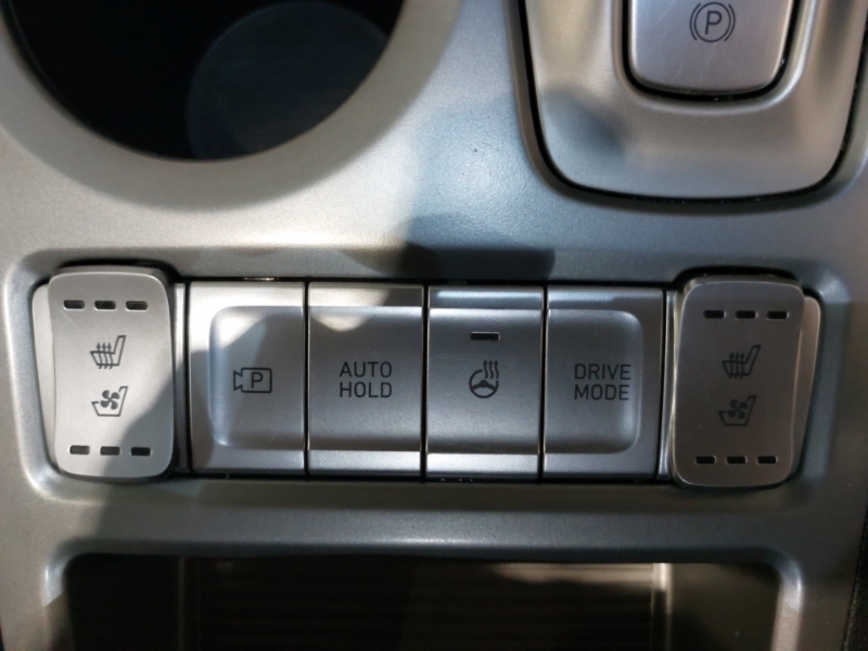 Hyundai Kona Hatchback Grey #16