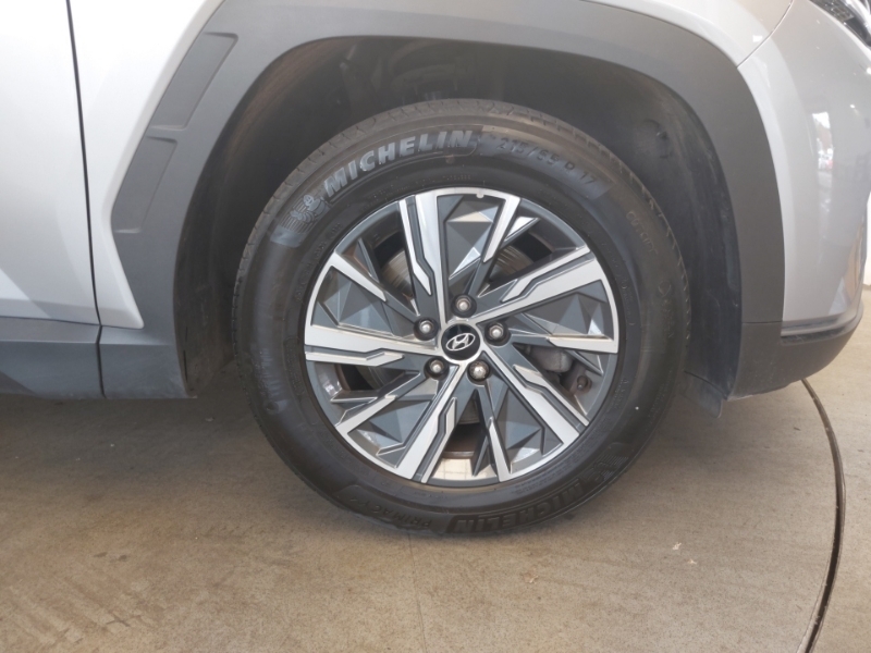 Hyundai Tucson Ultimate Silver #19