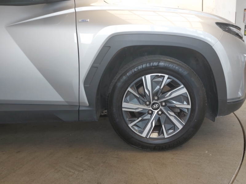 Hyundai Tucson Ultimate Silver #7
