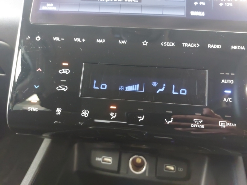 Hyundai Tucson Ultimate Silver #15