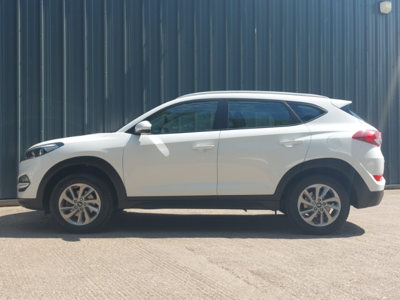 Hyundai Tucson 1.6 Gdi Blue Drive Se 2Wd EA17HUK White #4