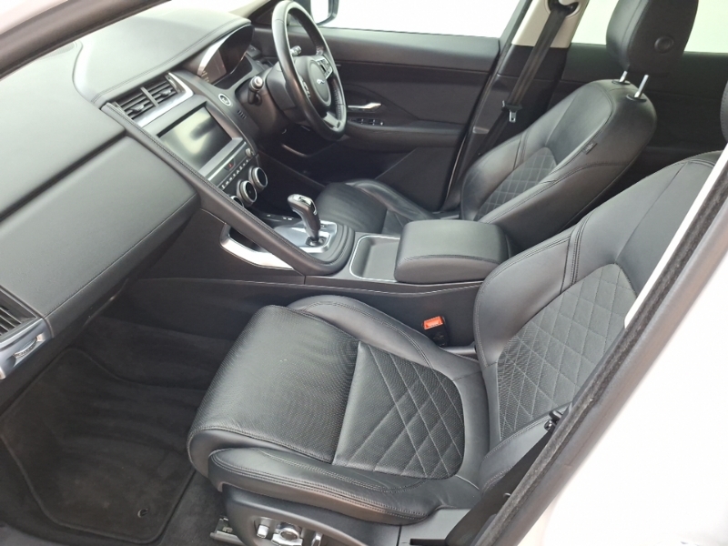 Jaguar E-Pace 2.0D 180 Hse White #5