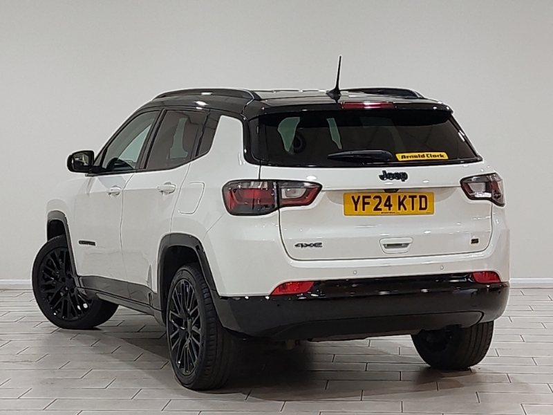 Jeep Compass 1.3 T4 Gse 4Xe Phev S Model White #2