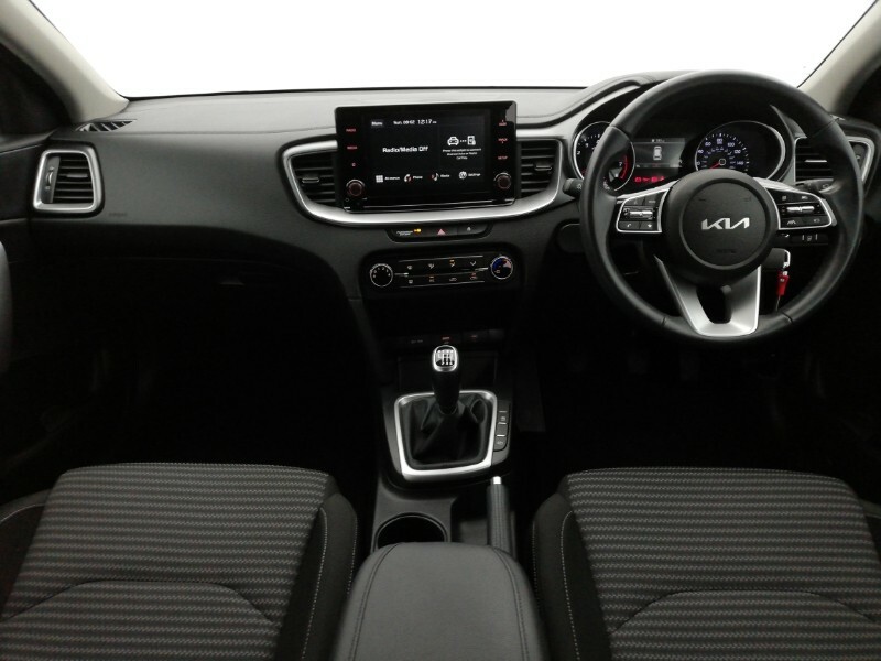 Kia Ceed 1.5T Gdi Isg 2 Red #3