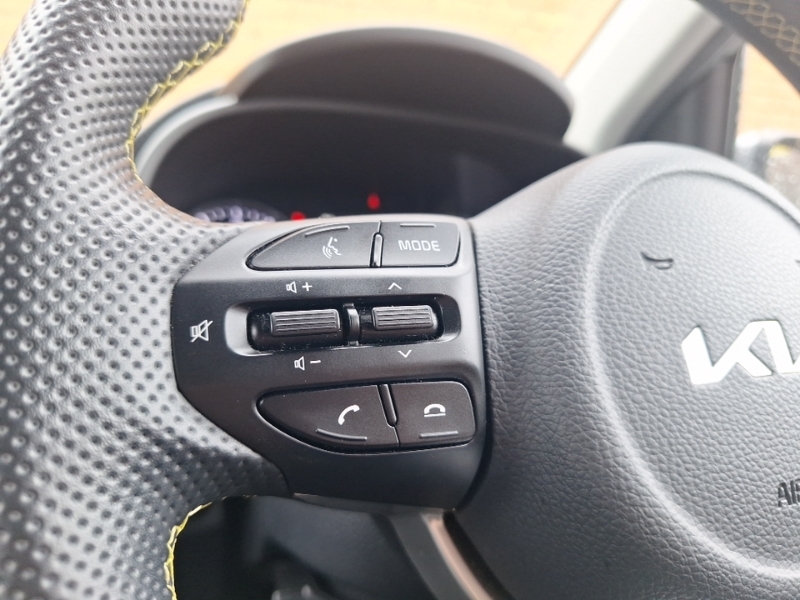 Kia Picanto 1.0 Dpi 66 Bhp 1 White #12