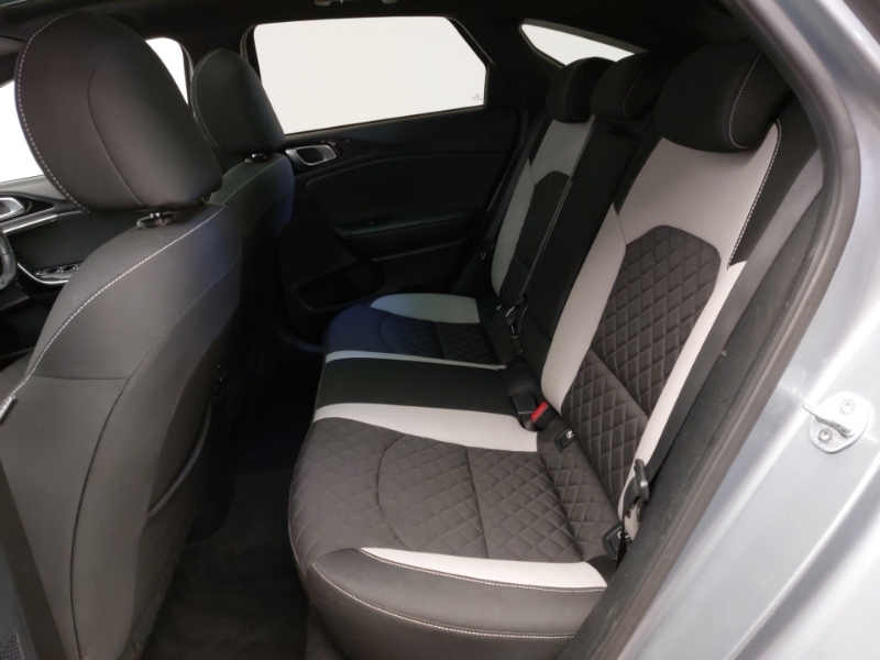 Kia Proceed 1.4T Gdi Isg Gt-line Lunar Edition Dct Silver #6