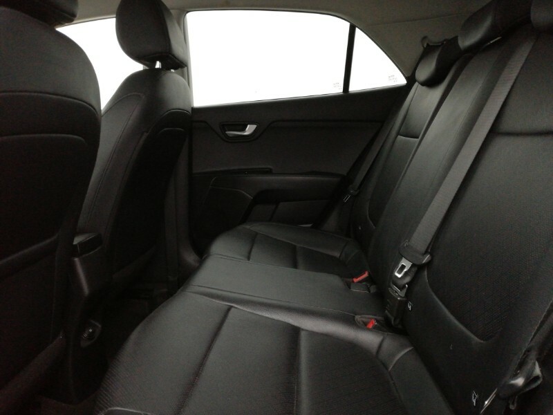 Kia RIO 1.4 Crdi 89 3 White #6