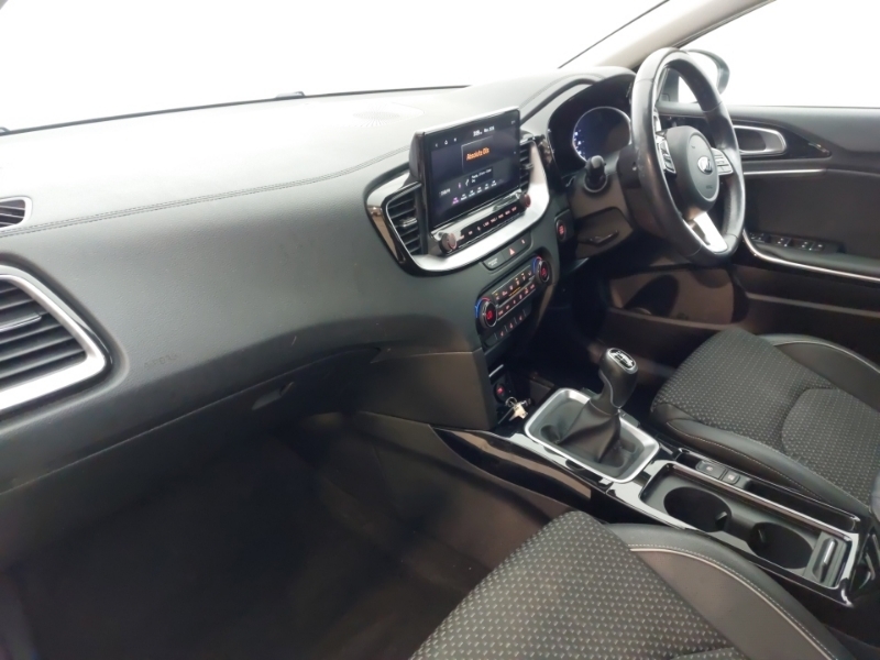 Kia Xceed 1.0T Gdi Isg 3 White #5