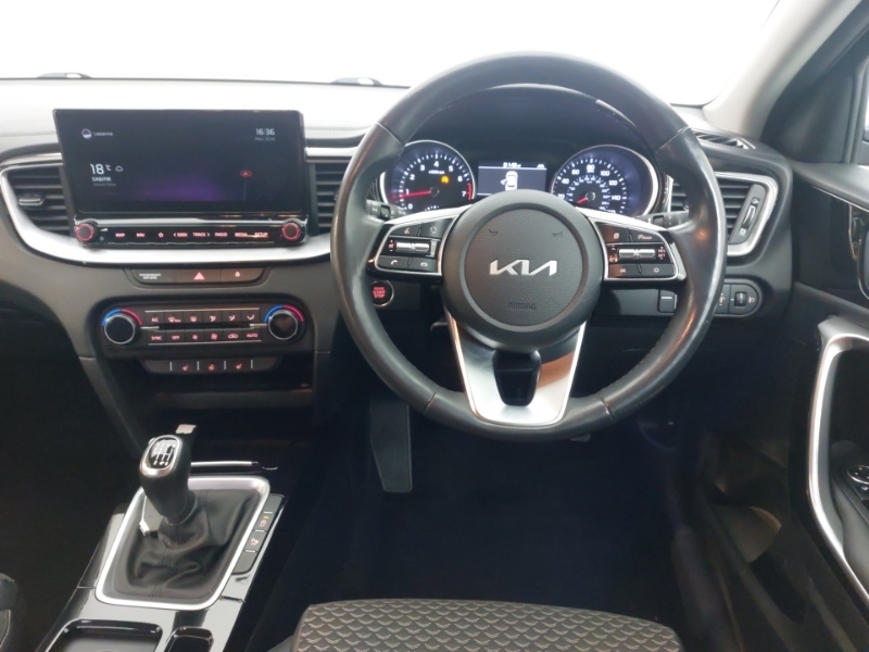 Kia Xceed   #8