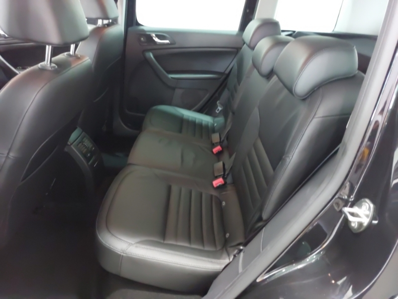 Skoda Yeti 1.2 Tsi 110 Se L Drive Black #6
