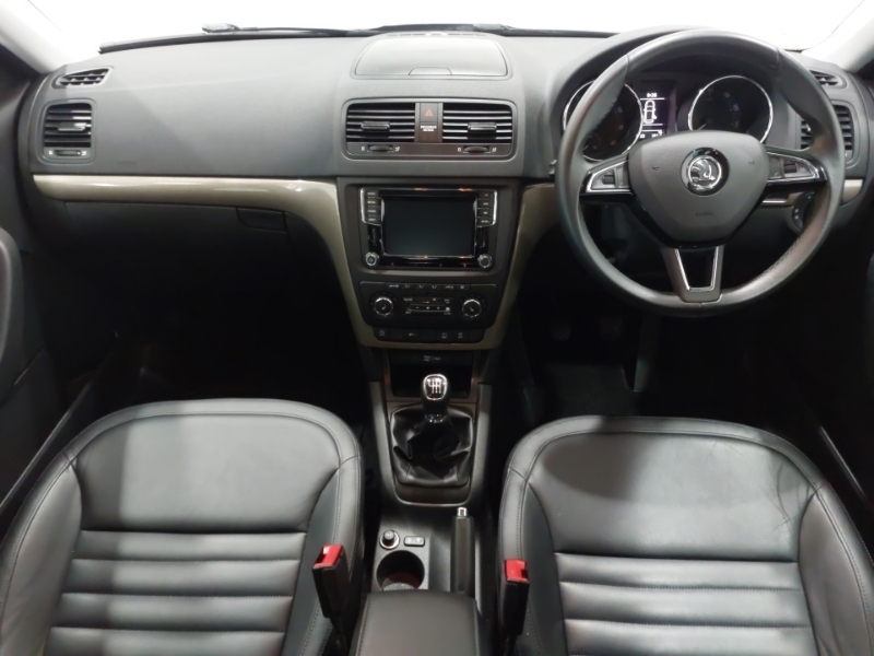 Skoda Yeti 1.2 Tsi 110 Se L Drive Black #3