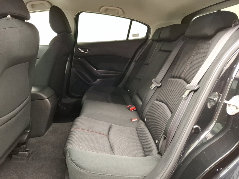 Mazda 3 2.0 Se-l Nav Black #6