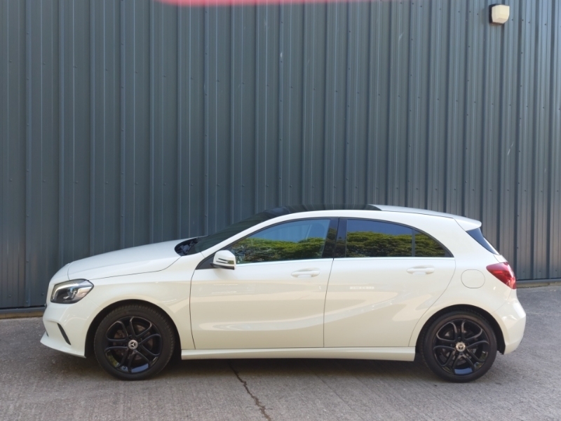 Mercedes-Benz A Class A200d Sport Edition Plus KP18XTX White #4