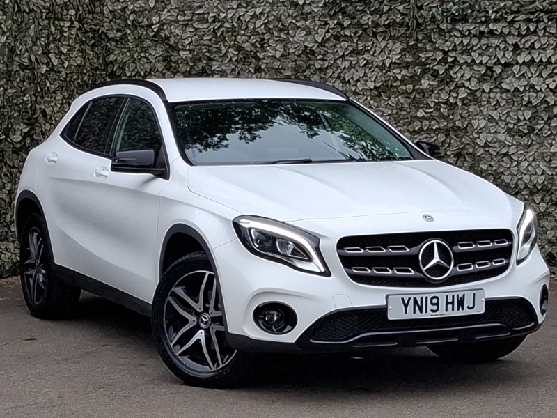 Mercedes-Benz GLA Class Gla 180 Urban Edition White