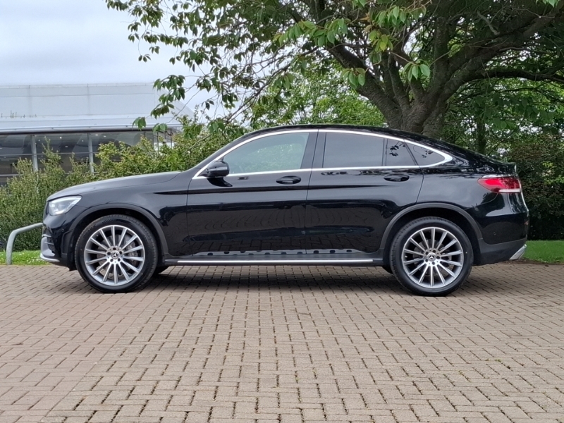 Mercedes-Benz GLC Class Glc 300 4Matic Amg Line Premium 9G-tronic Black #4