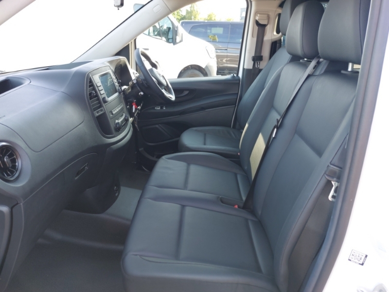 Mercedes-Benz Vito 114 Cdi Pro 9-Seater 9G-tronic White #5