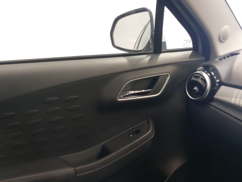 MG MG3 3 Excite Vti-tech Blue #17