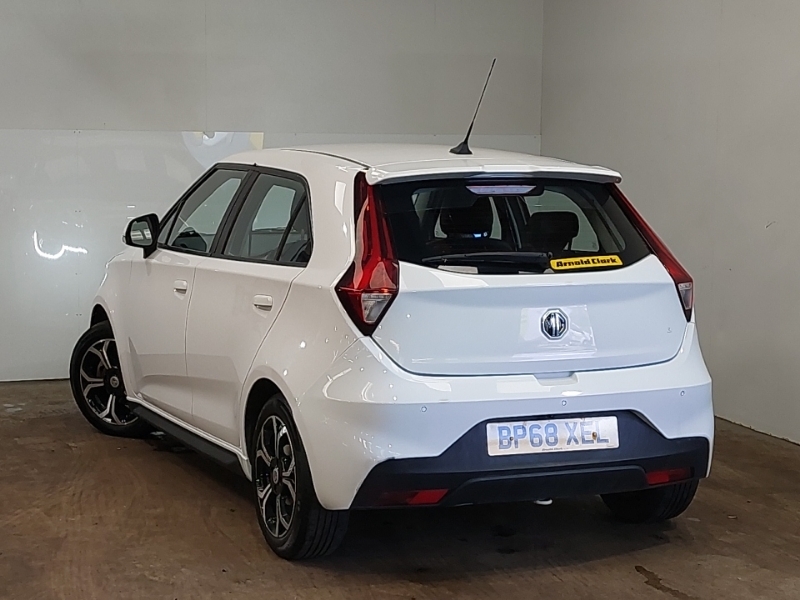MG MG3 1.5 Vti-tech Exclusive White #2