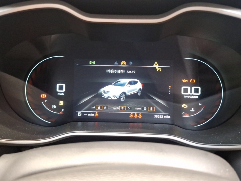MG ZS 1.5 Vti-tech Exclusive Orange #15