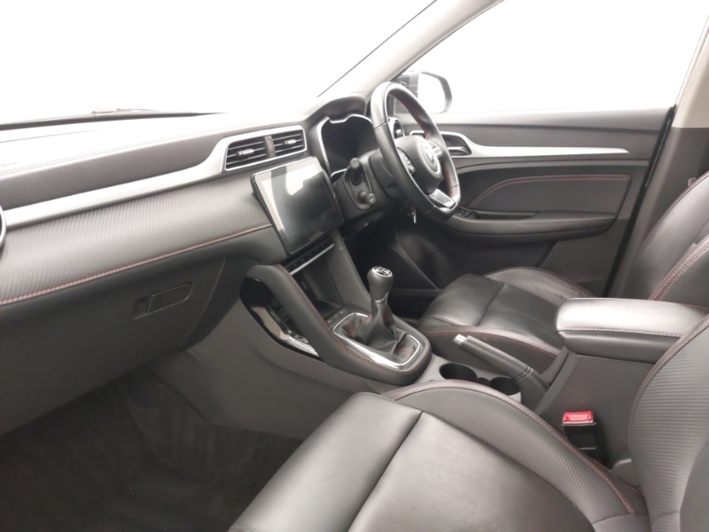 MG ZS 1.5 Vti-tech Exclusive Black #5