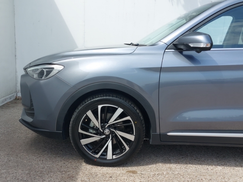 MG ZS 1.0T Gdi Exclusive 2024 Red #19
