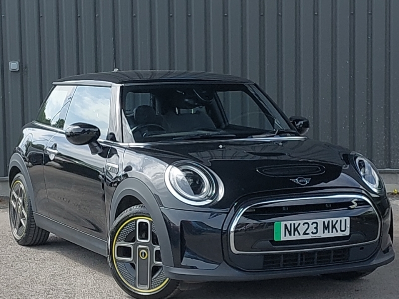 Mini Hatch 135Kw Cooper S Level 2 33Kwh Black