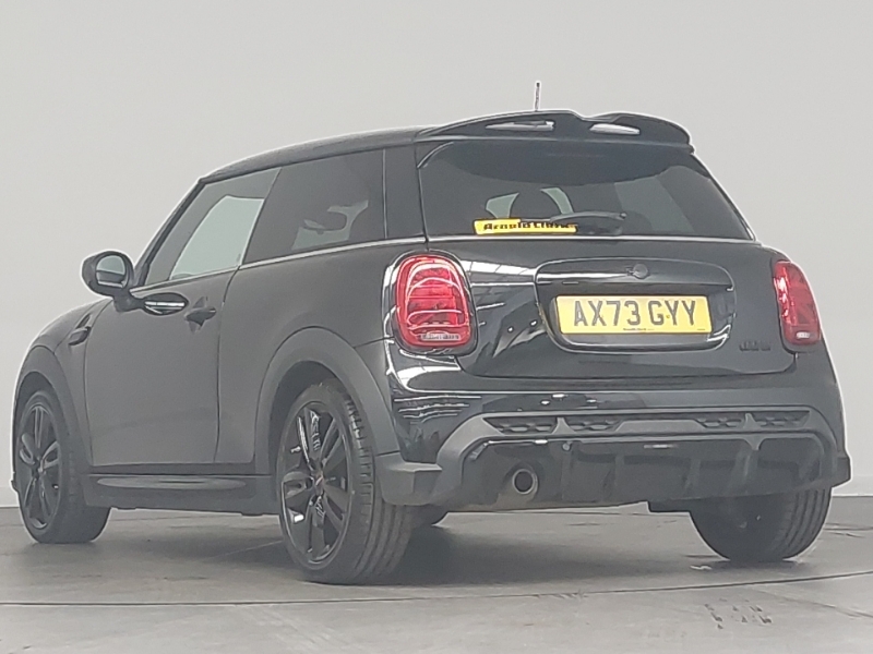 Mini Hatch 1.5 Cooper Sport Premium Black #2